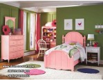 Kamar Tidur Anak Pink Klasik